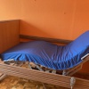 Elektrick� polohovac� postel s antidekubitn� matrac�